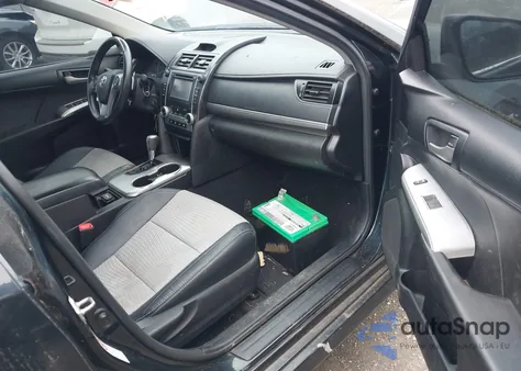 2014 Toyota Camry Se z USA, uszkodzony, nr VIN 4T1BF1FKXEU813671